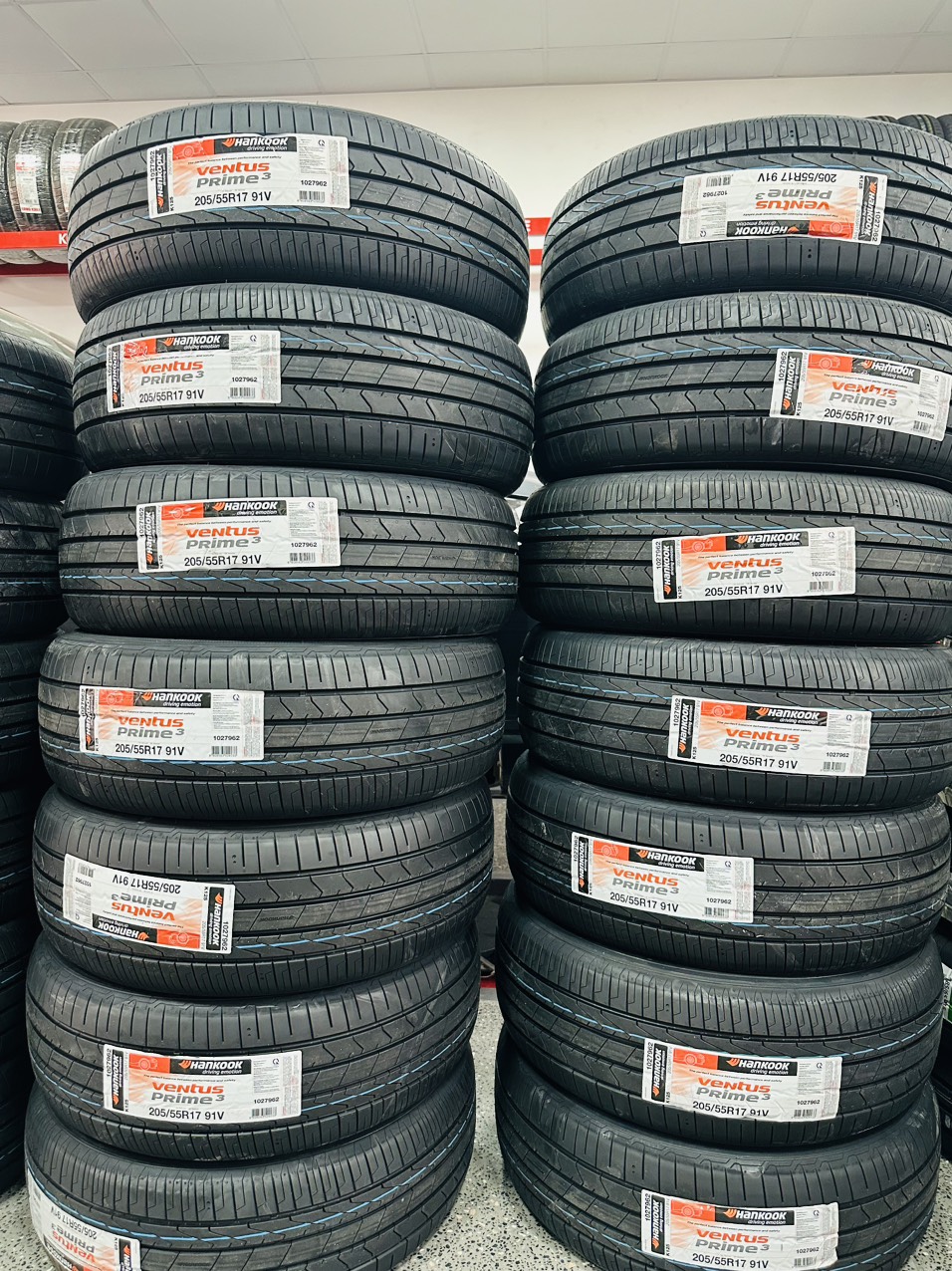 Lốp Hankook 205/55R17 K125 Ventus Prime 3 Lốp Xpander