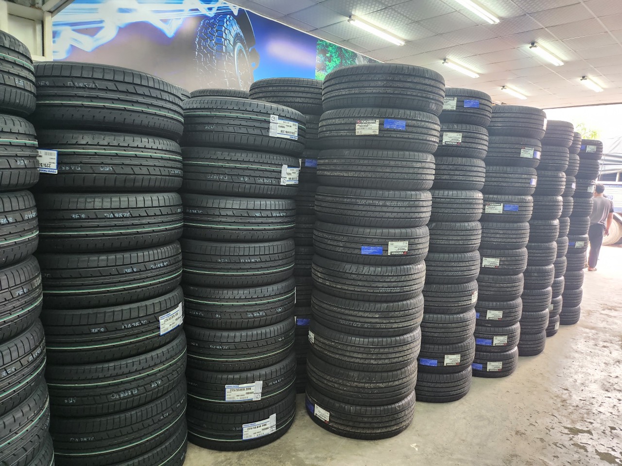 Lốp Yokohama 165/65R14 lốp Hyundai i10 lốp Getz