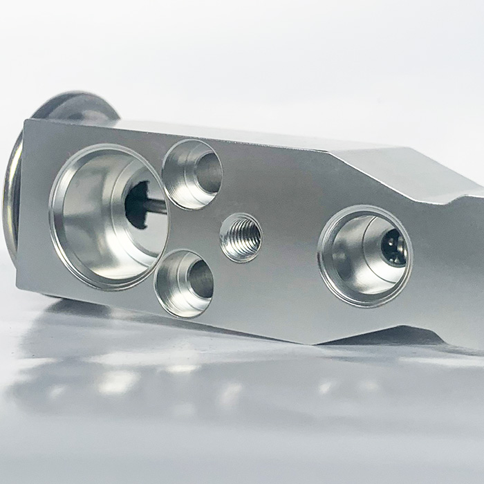 Van tiết lưu Howo  3579