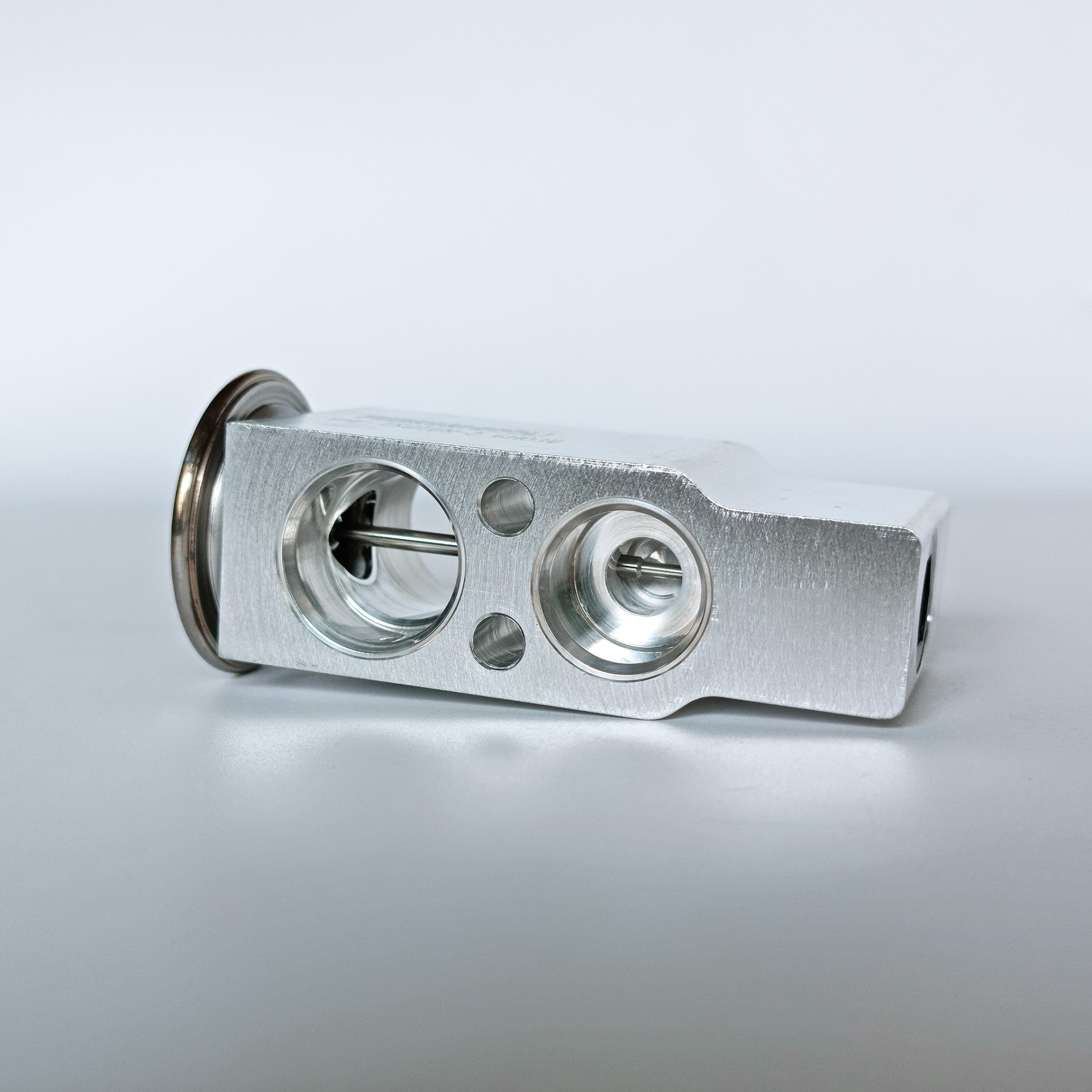 Van tiết lưu Highlander