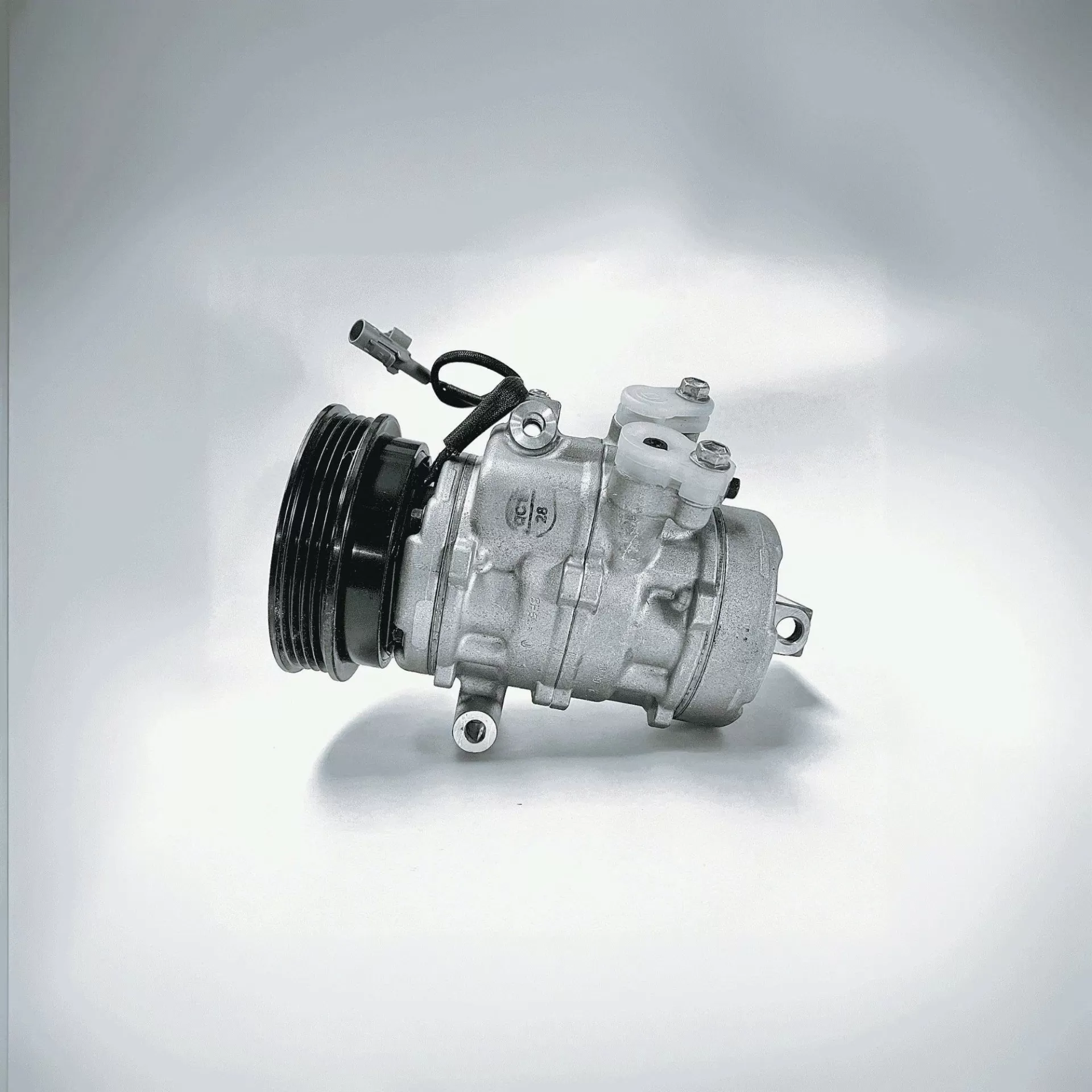 Lốc điều hoà Suzuki Ertiga Lốc lạnh Suzuki Ertiga chính hãng Denso 10SA13C